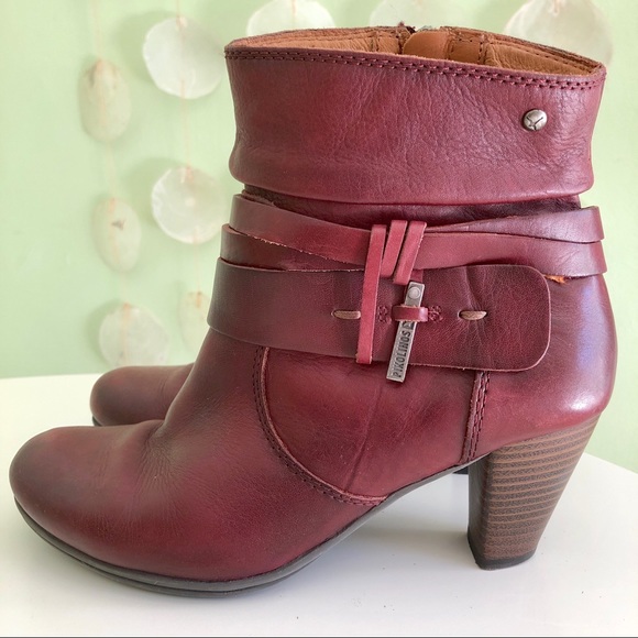 Pikolinos Leather Verona Ankle Boots 